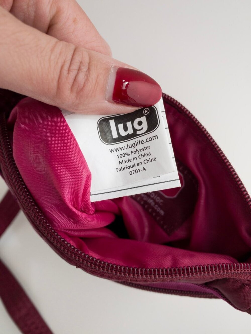 Lug Skipper Quilted Crossbody Bag Cranberry Wine Travel Organizer - Picture 15 of 17